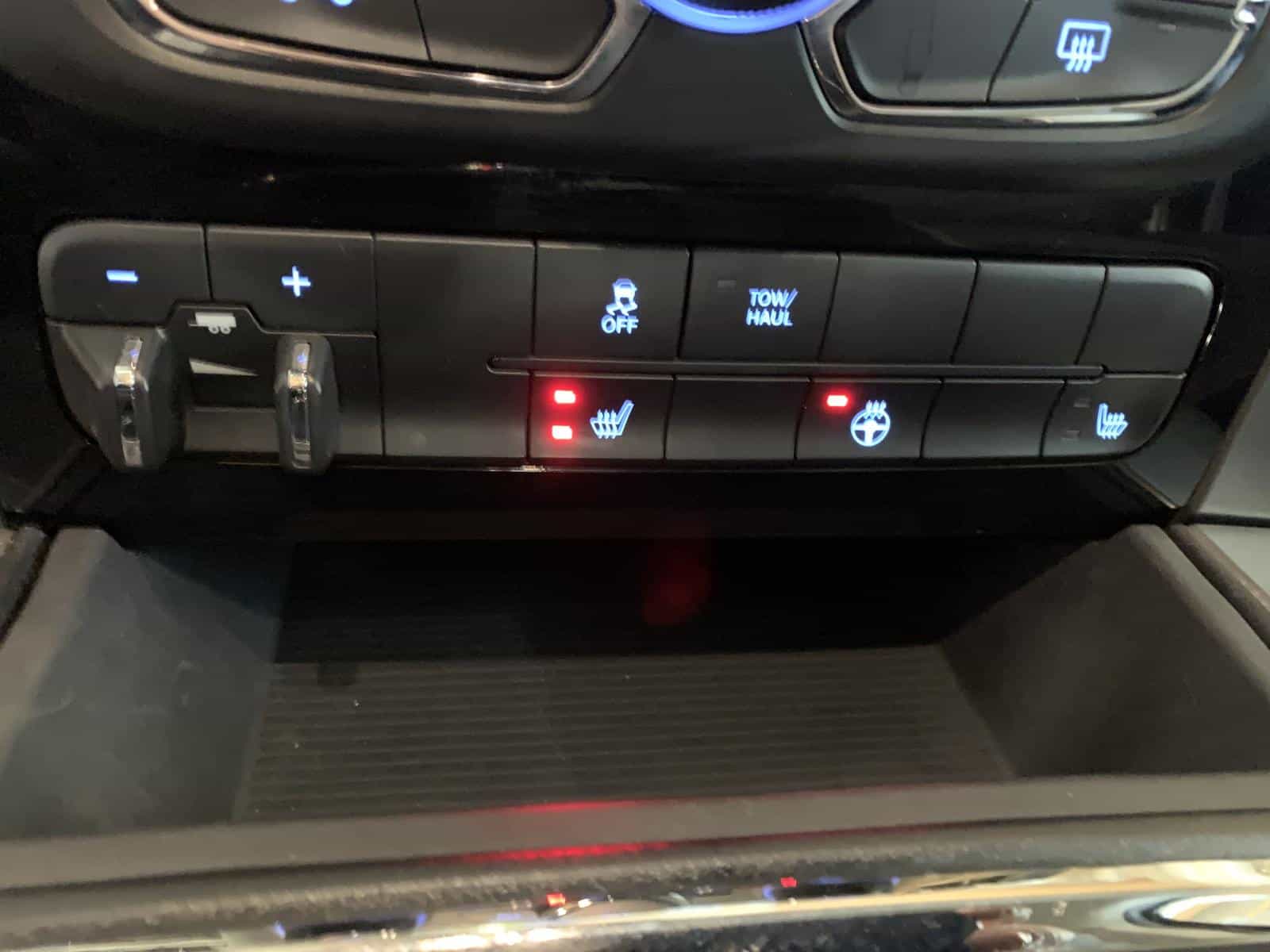 2018 RAM 1500 Sport - Image 19