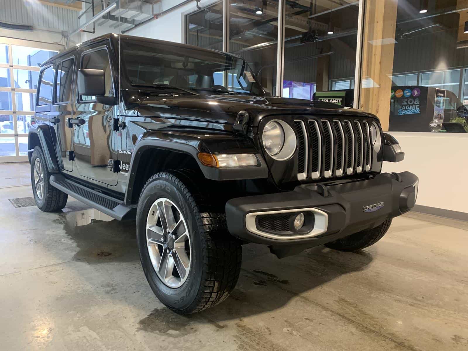 2021 Jeep Wrangler Unlimited Sahara - Image 5