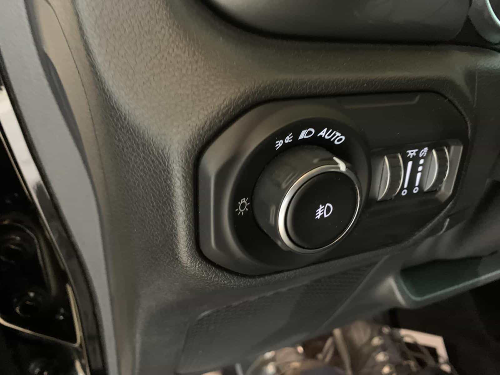 Image 17 Jeep Wrangler Unlimited Sahara 2021