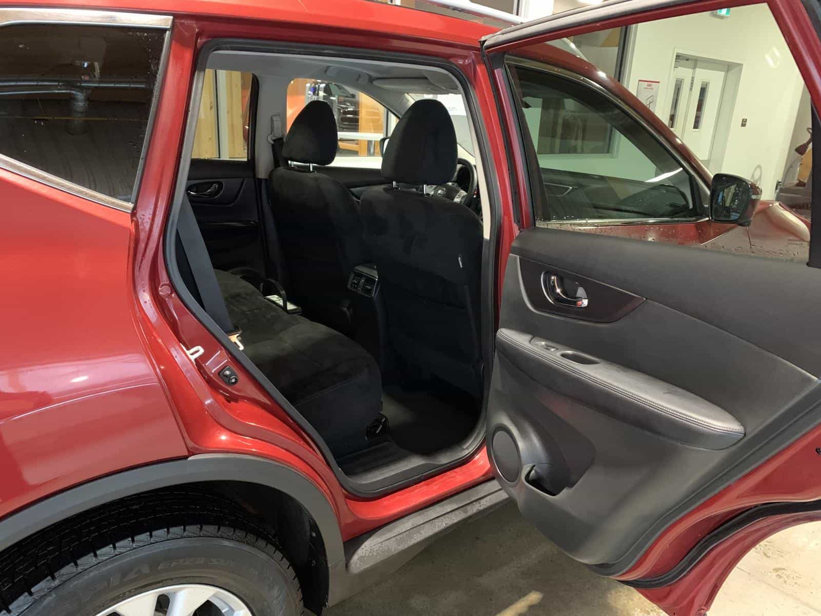 Image 9 Nissan Rogue SV 2016