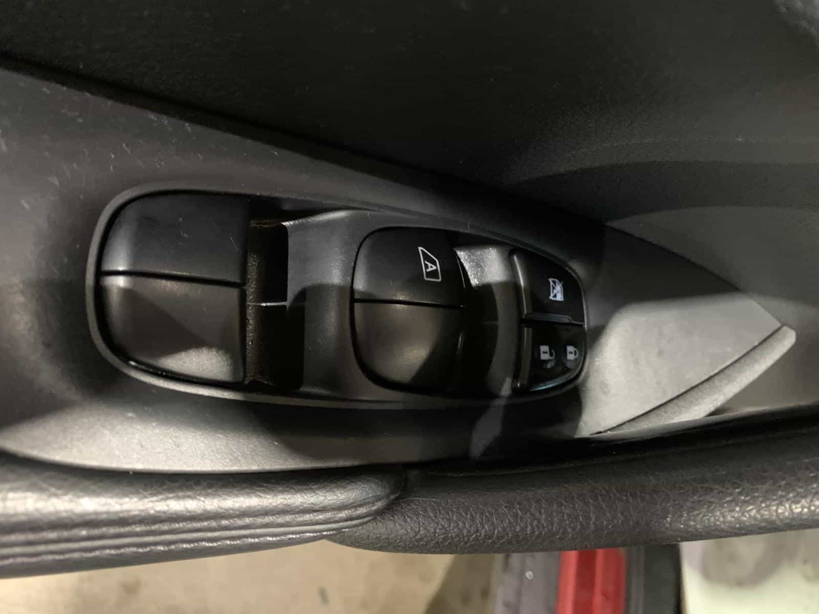 Image 34 Nissan Rogue SV 2016