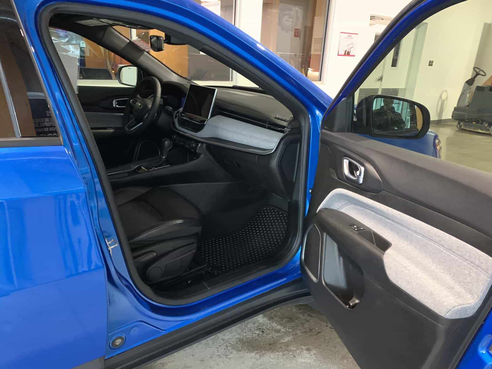 Image 9 Jeep Compass North 2023