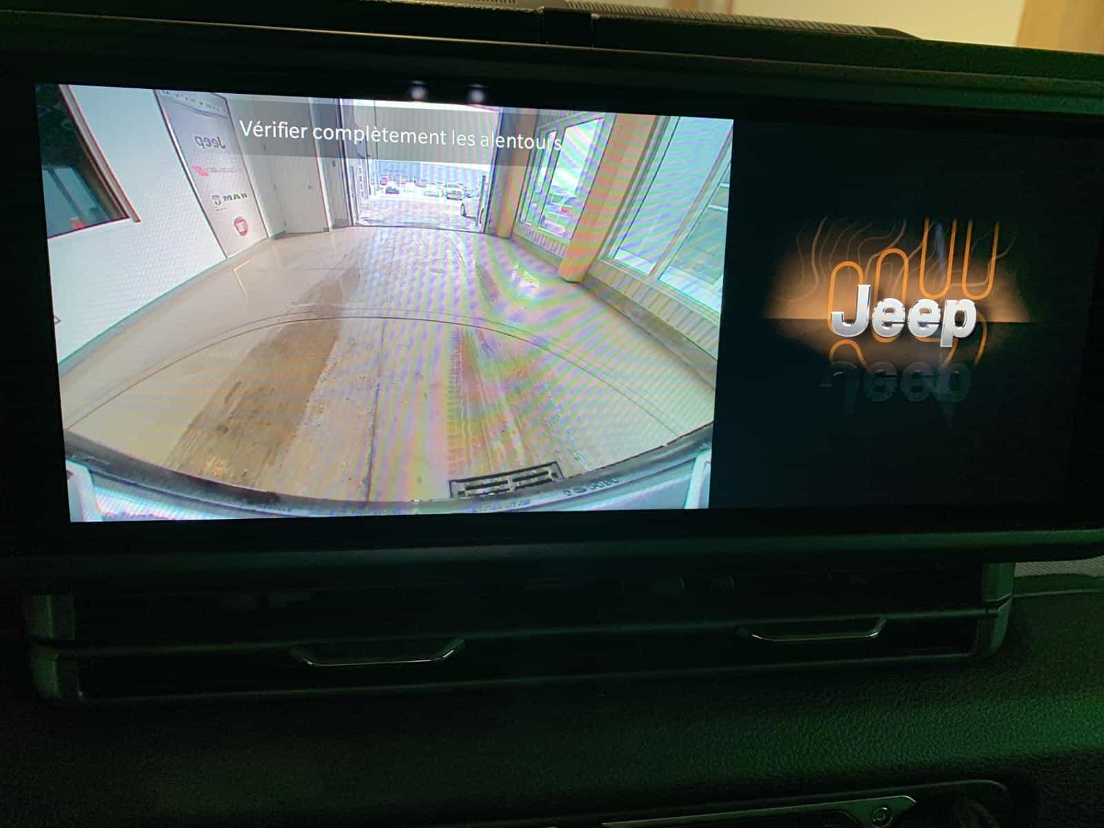 Image 17 Jeep Wrangler Sahara 4XE 2025