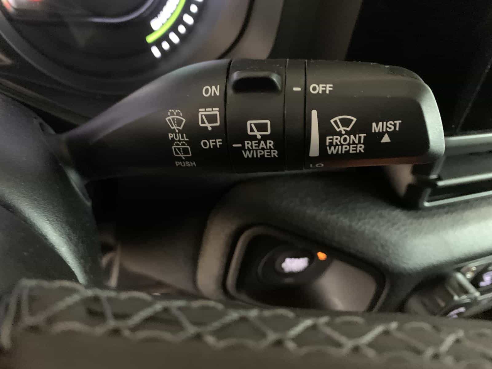 Image 22 Jeep Wrangler Sahara 4XE 2025