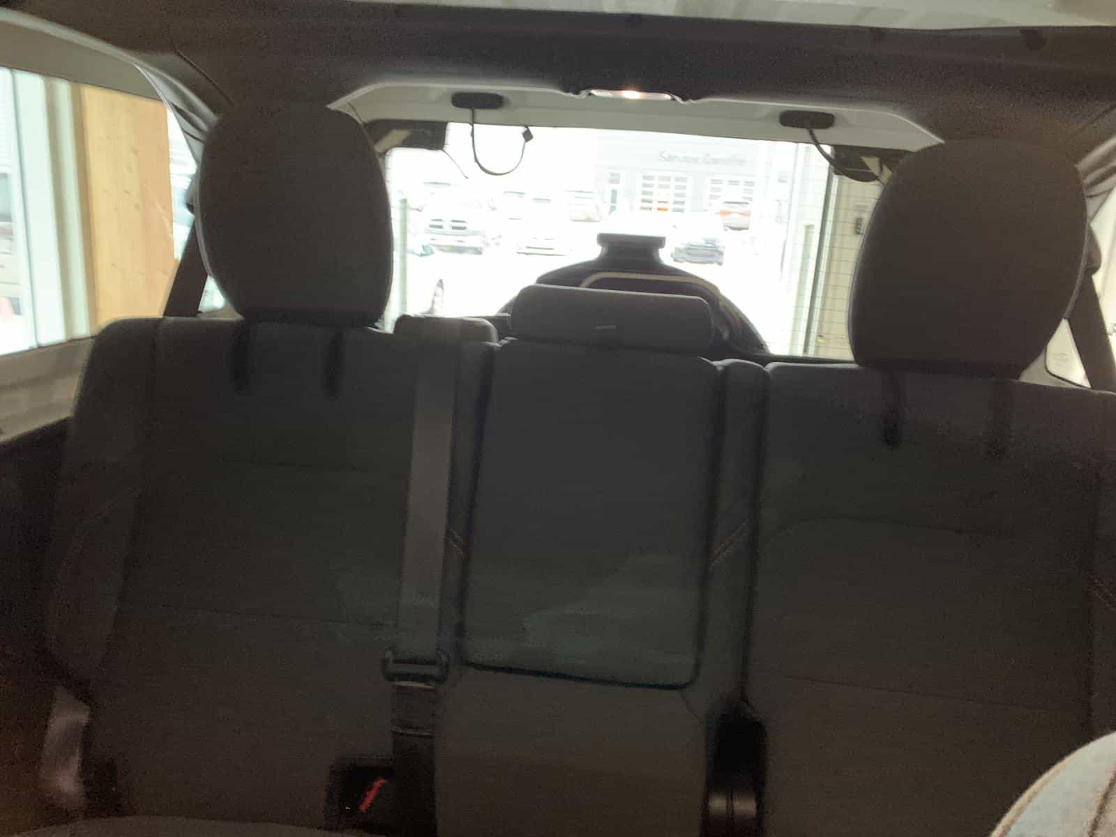 Image 29 Jeep Wrangler Sahara 4XE 2025