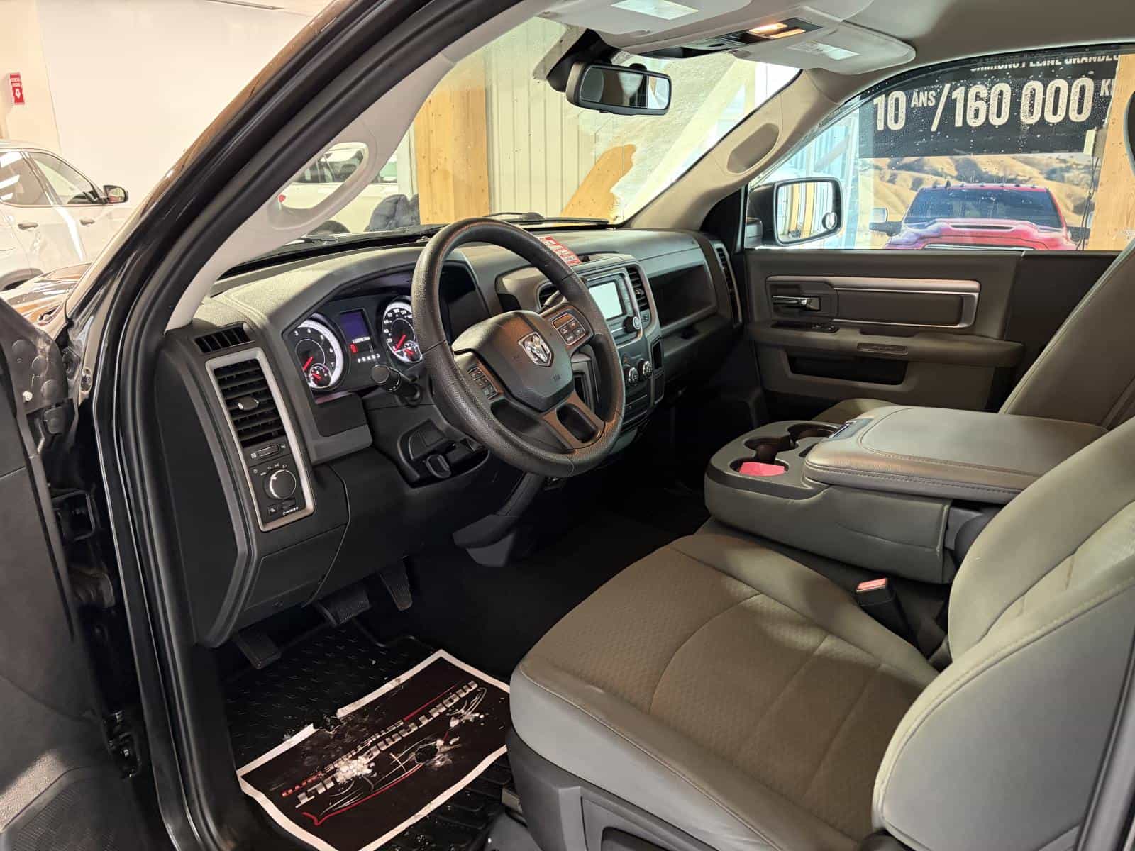Image 10 RAM 1500 ST 2015
