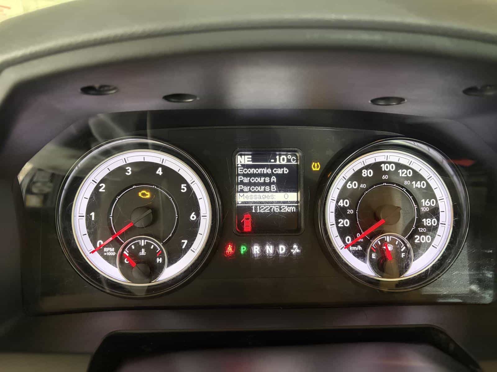 Image 14 RAM 1500 ST 2015