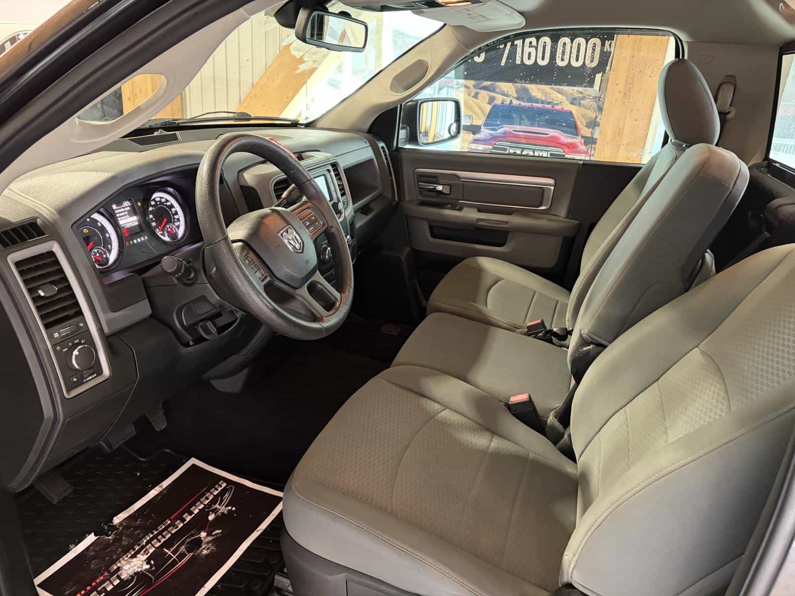 Image 16 RAM 1500 ST 2015