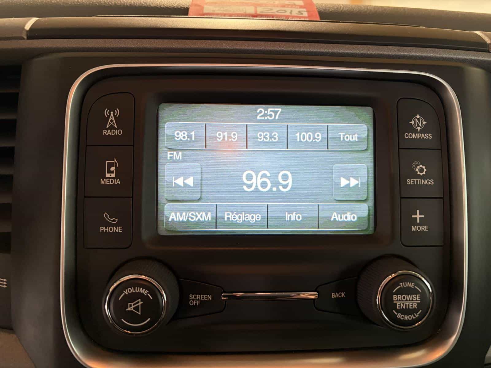 Image 20 RAM 1500 ST 2015