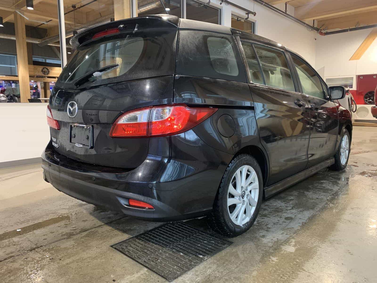 2015 Mazda 5 GS - Image 3