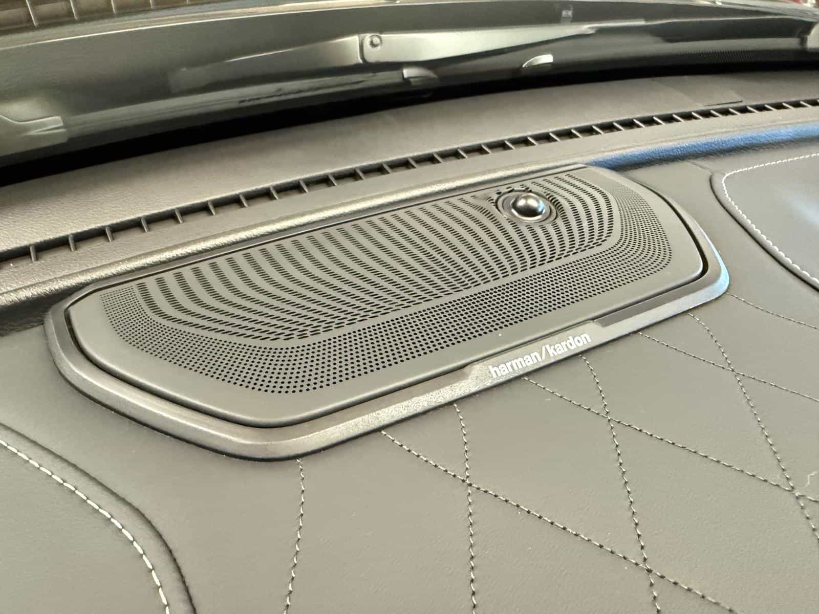 Image 14 RAM 2500 Limited 2026