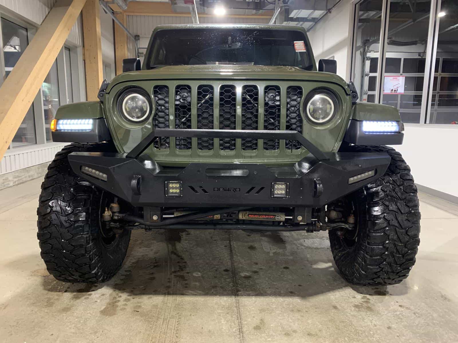 2022 Jeep Gladiator Willy's - Image 7