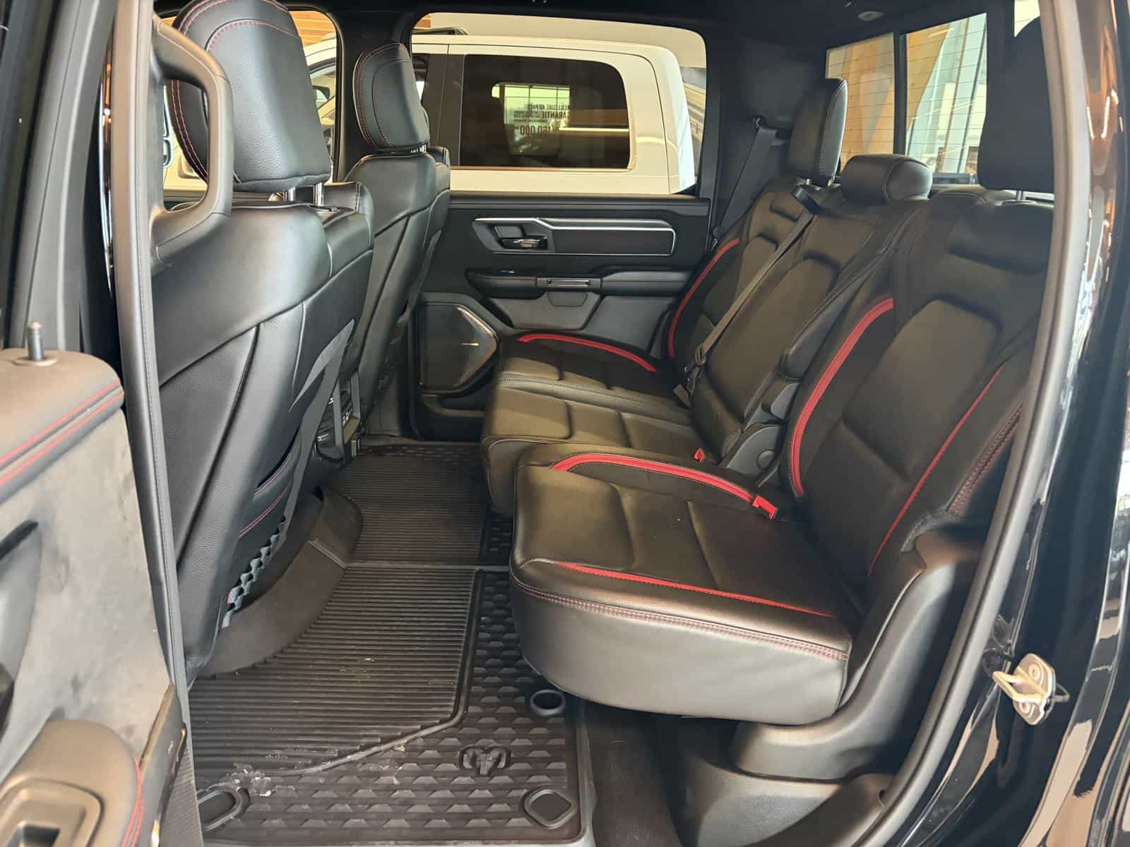 Image 9 RAM 1500 RHO 2025