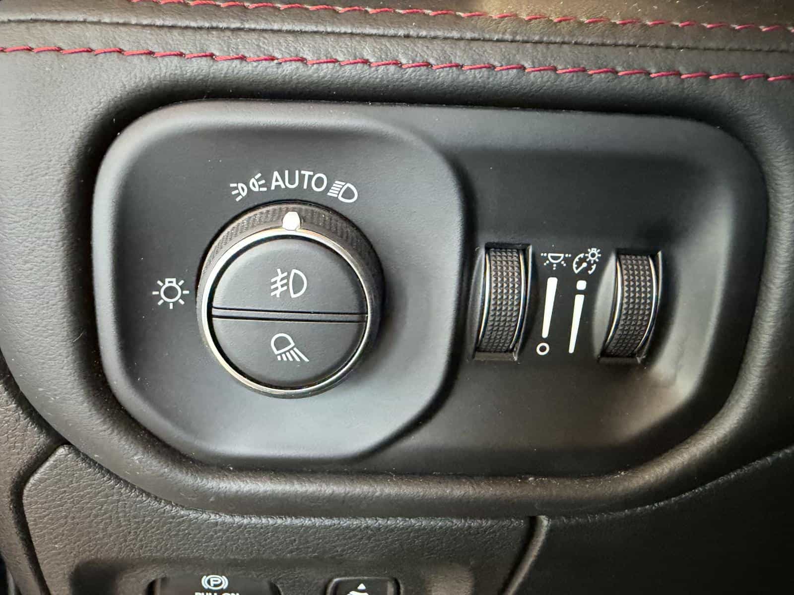 2025 RAM 1500 RHO - Image 14