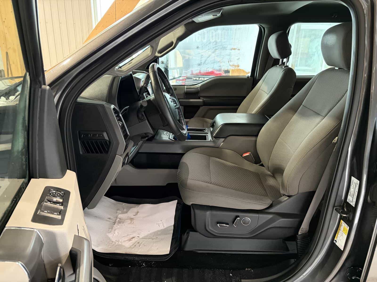 2018 Ford F150 F-150 - Image 13