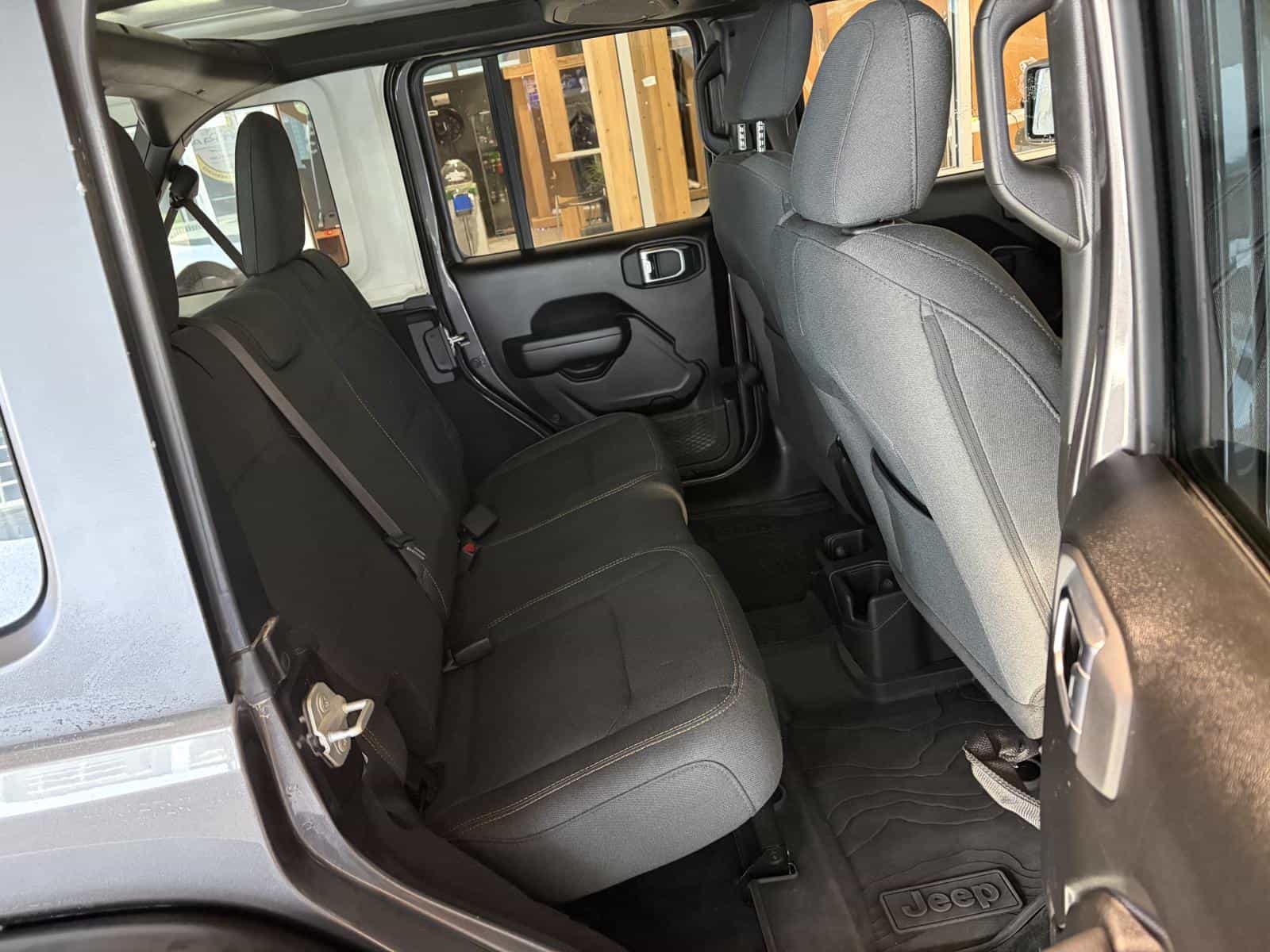 Image 13 Jeep Wrangler Willys 2024