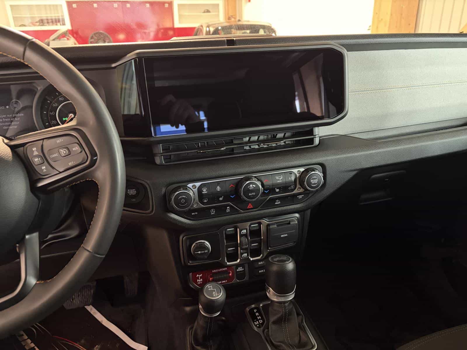 Image 23 Jeep Wrangler Willys 2024