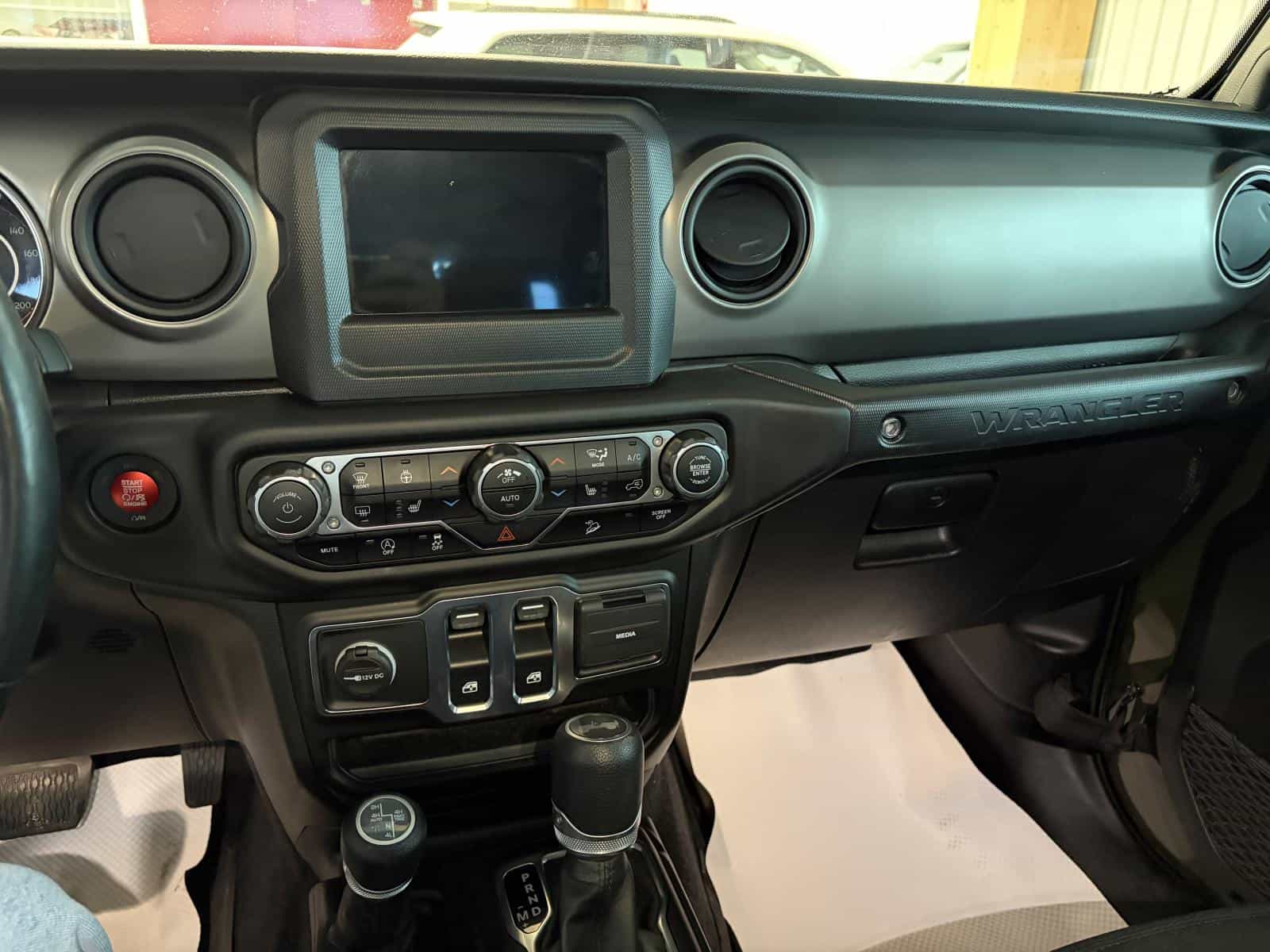 Image 19 Jeep Wrangler Sport 2021