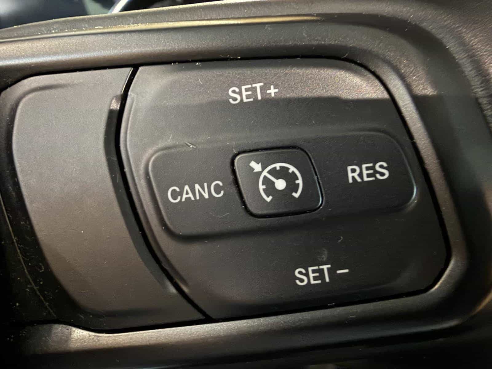 Image 17 Jeep Wrangler Sport 2021