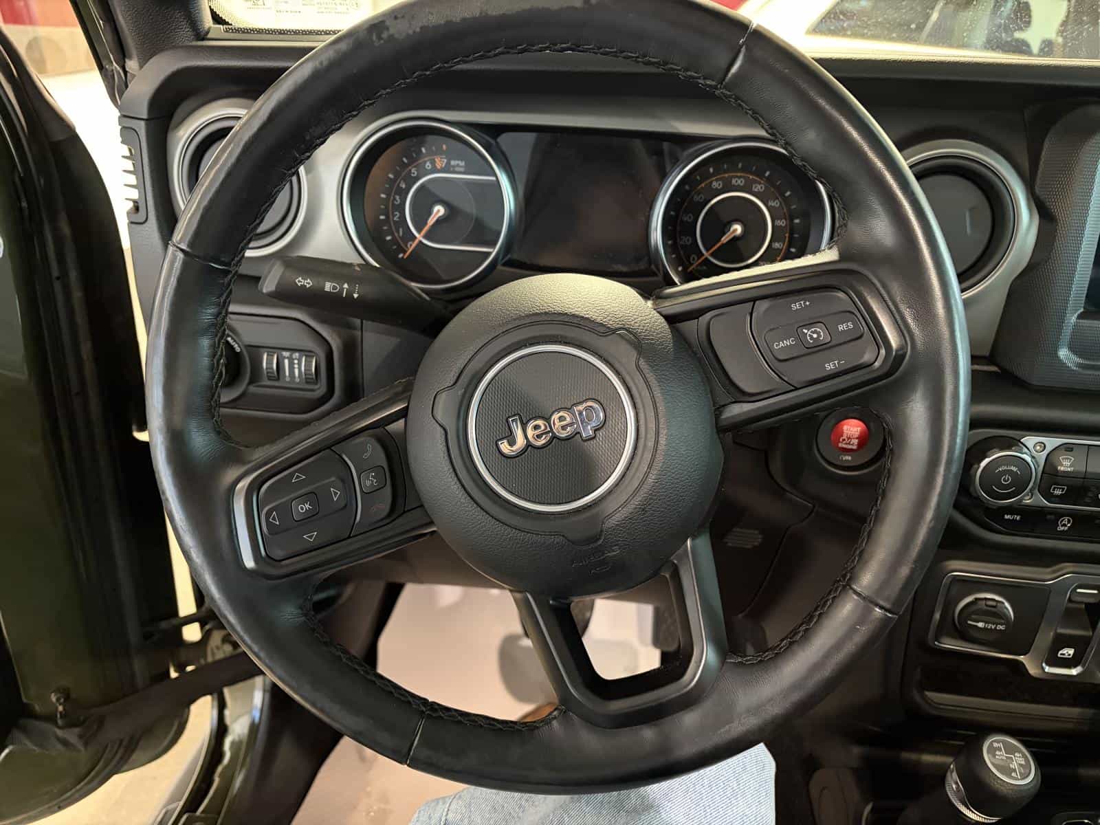 Image 16 Jeep Wrangler Sport 2021