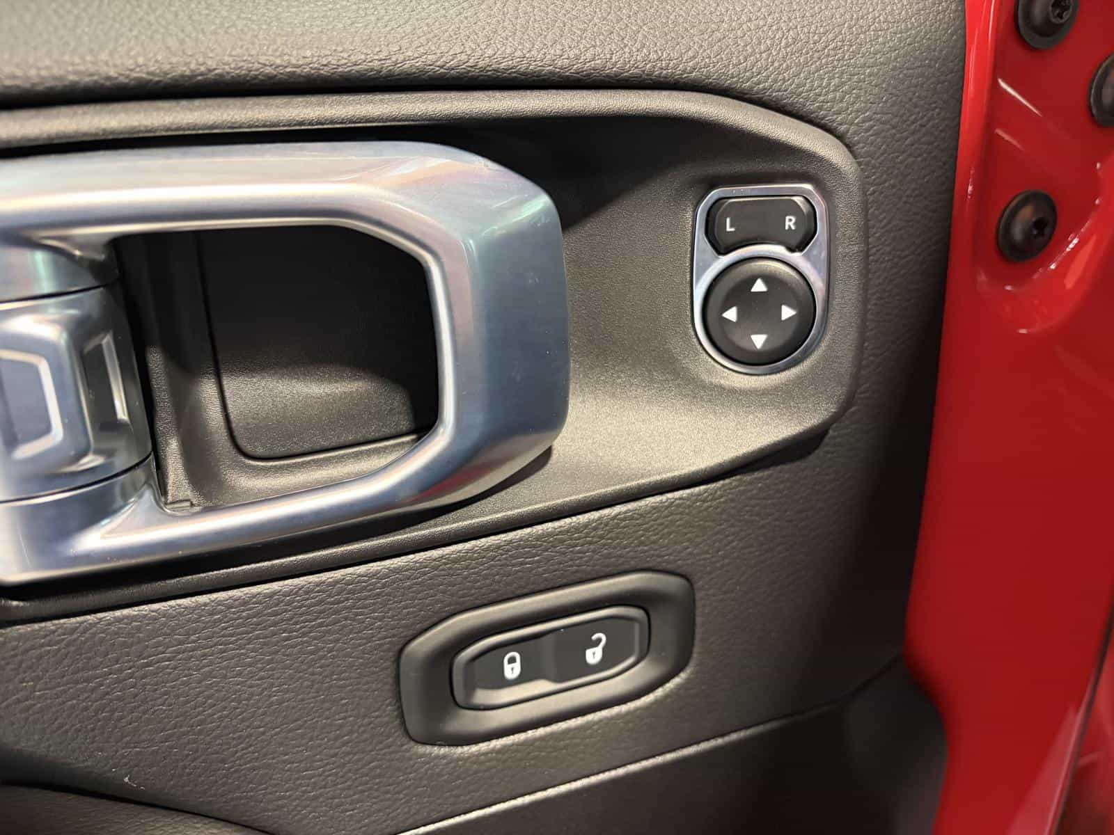 Image 14 Jeep Wrangler Unlimited Sahara 2021