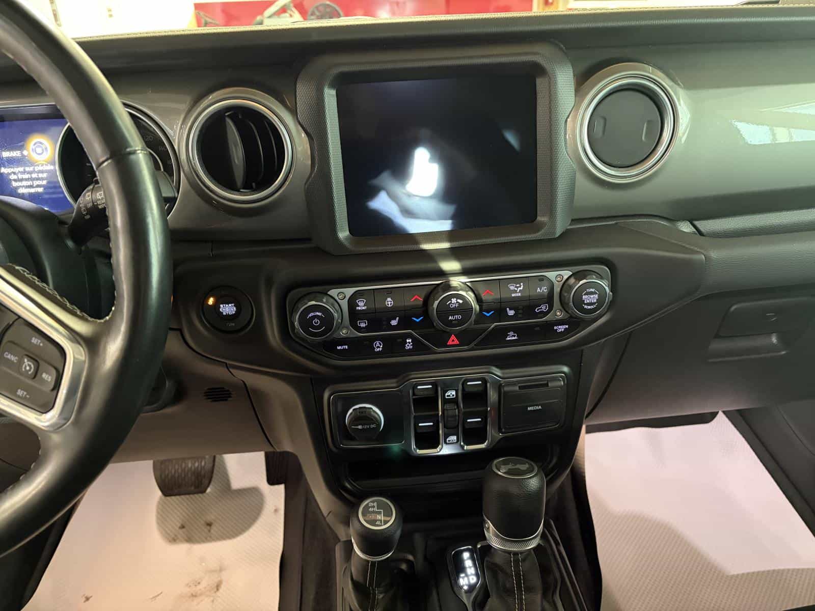 Image 19 Jeep Wrangler Unlimited Sahara 2021
