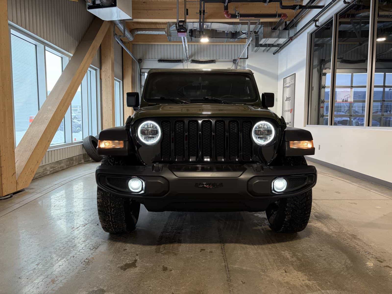 Image 6 Jeep Wrangler Sport 2023