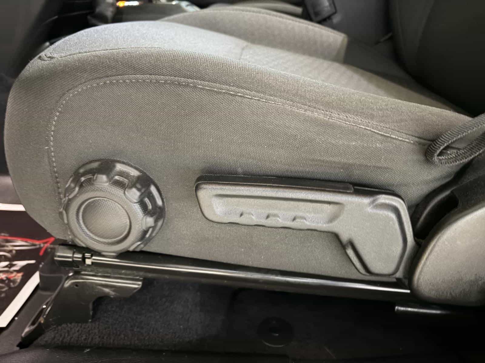 2023 Jeep Wrangler Sport - Image 14