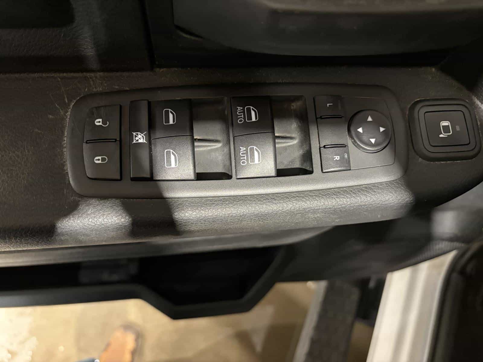 Image 14 RAM 2500 Tradesman 2023