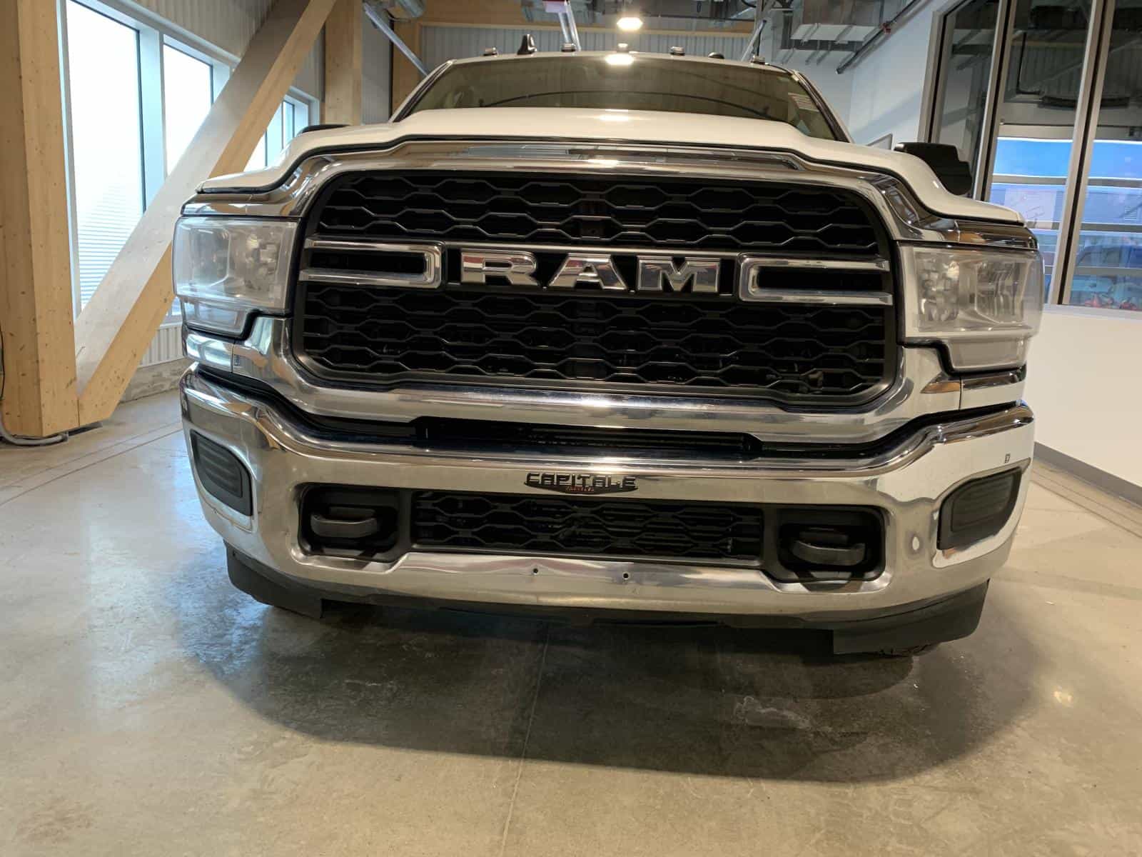 2019 RAM 3500 Tradesman - Image 6
