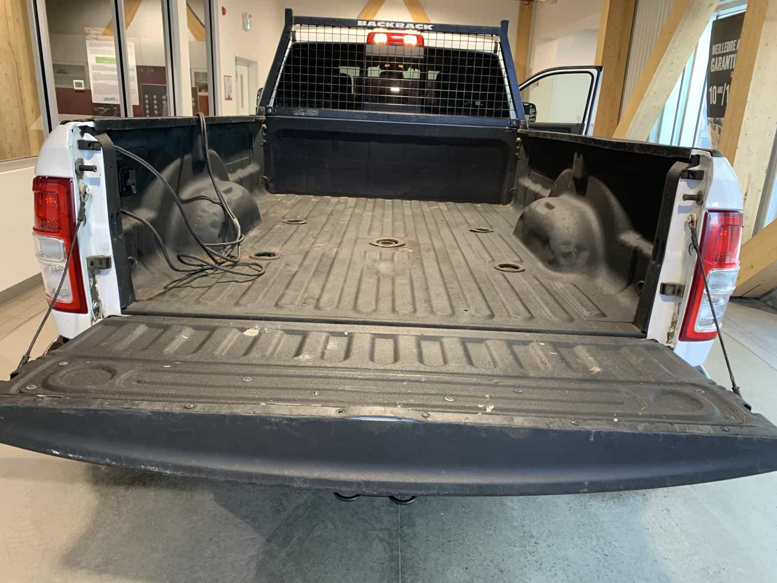 2019 RAM 3500 Tradesman - Image 11