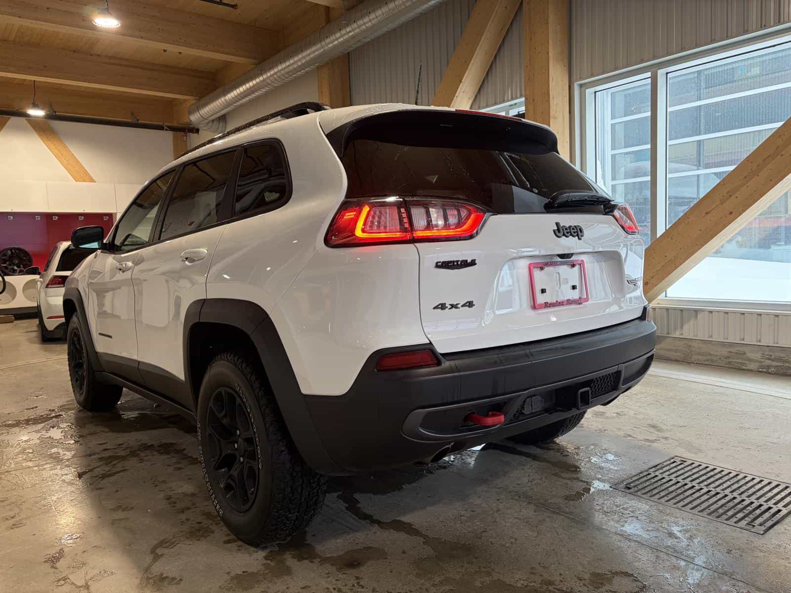 Image 3 Jeep Cherokee Trailhawk 2022