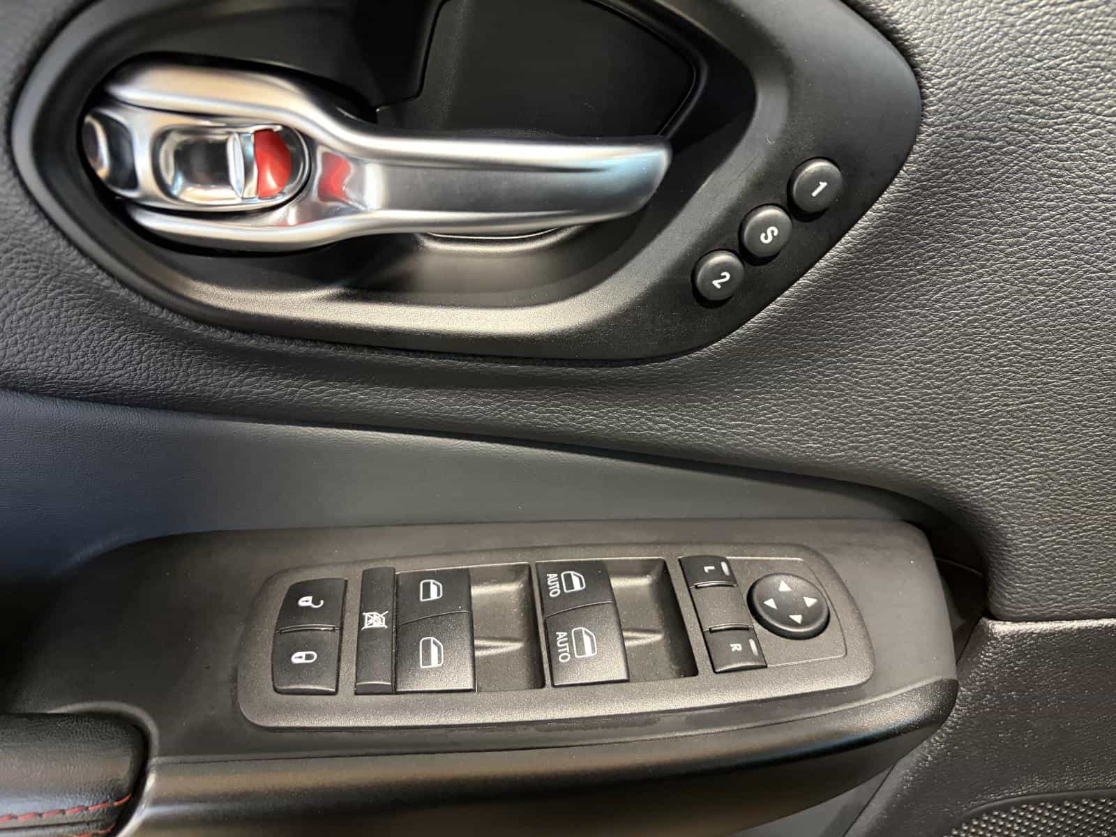 Image 12 Jeep Cherokee Trailhawk 2022