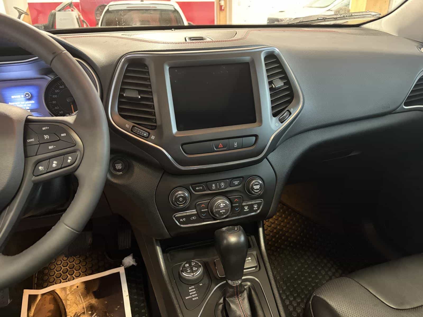 Image 18 Jeep Cherokee Trailhawk 2022