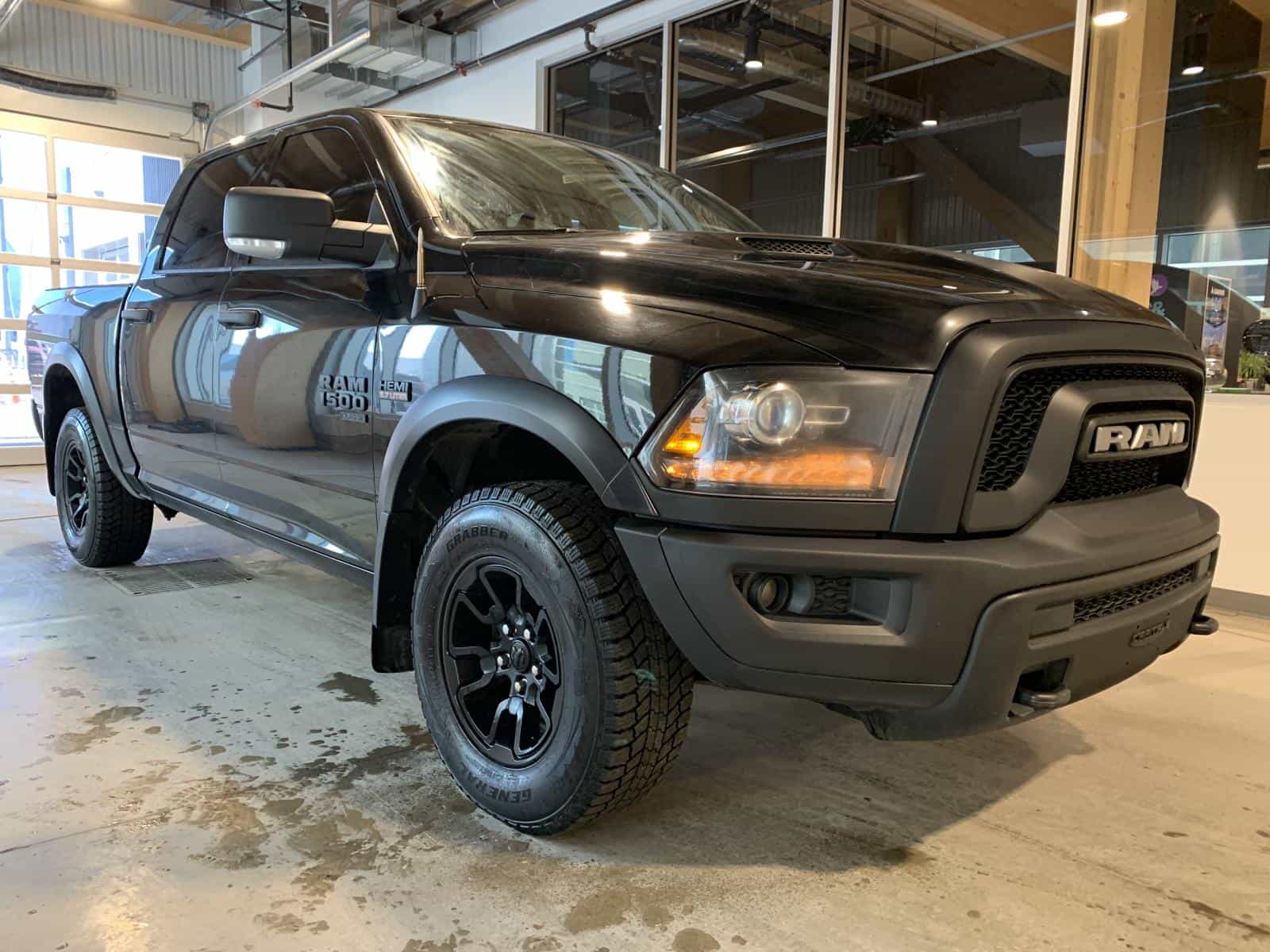 2023 RAM 1500 Classic Warlock - Image 4