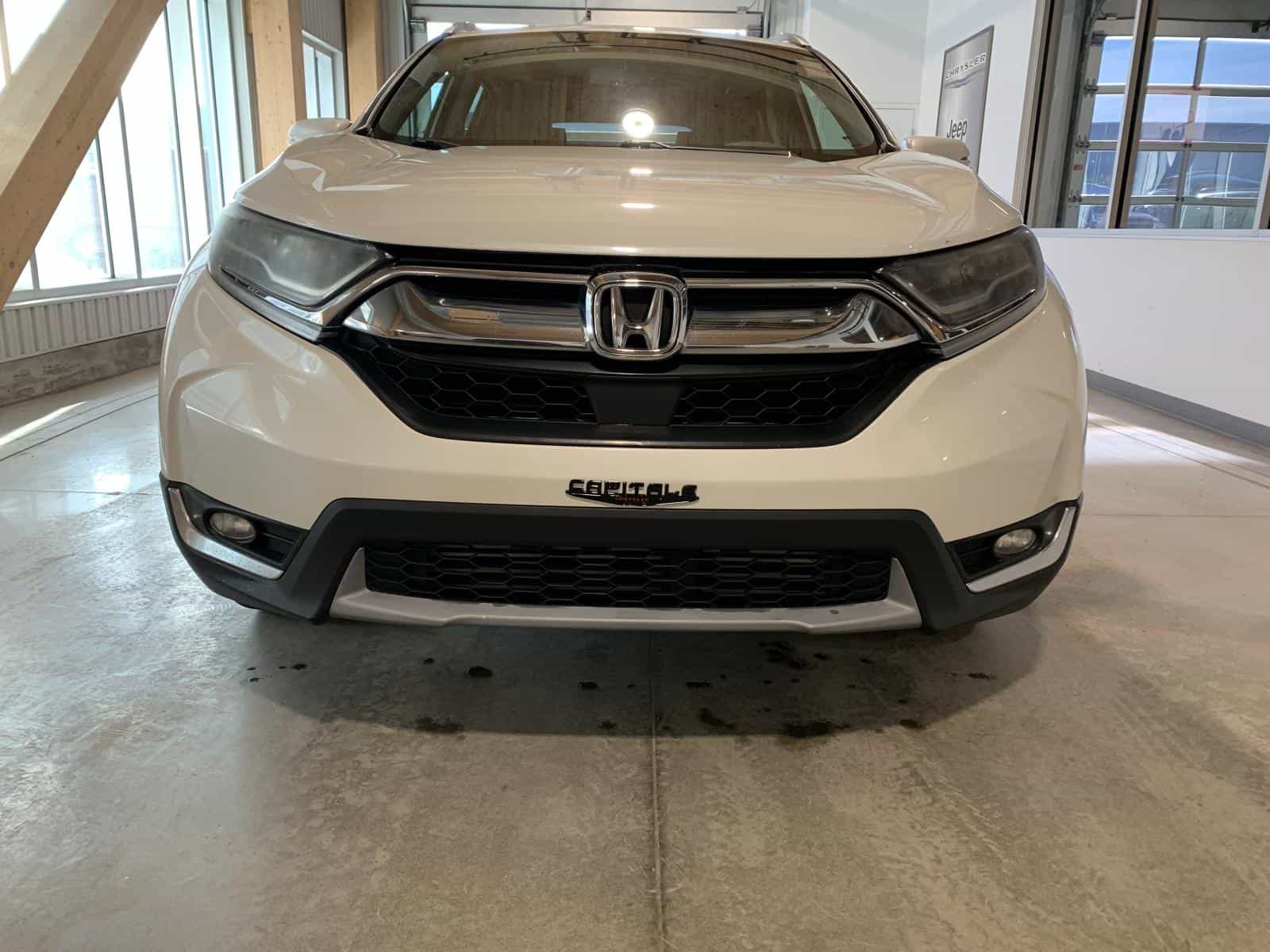 2017 Honda CR-V Touring - Image 5