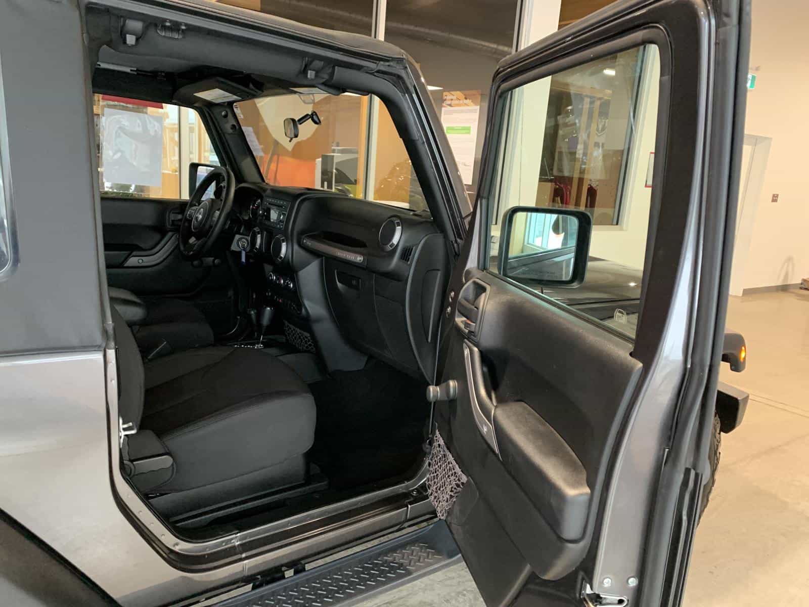 Image 10 Jeep Wrangler Sport 2017