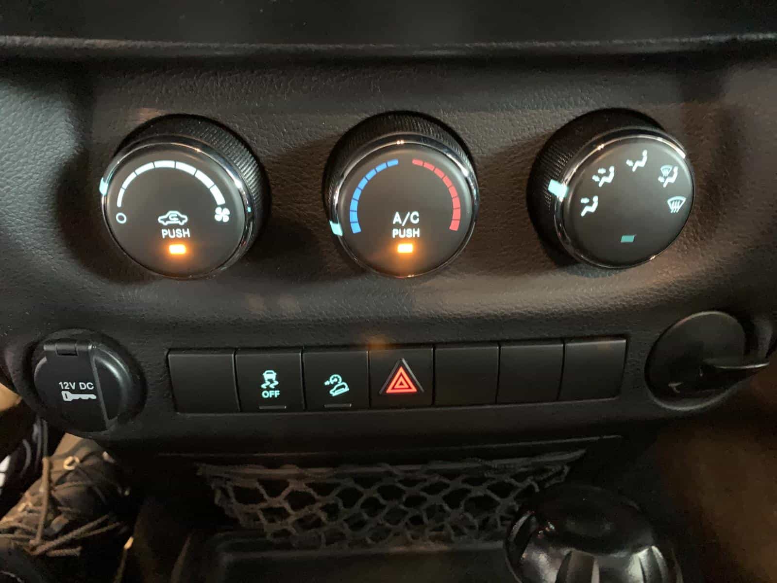 Image 16 Jeep Wrangler Sport 2017