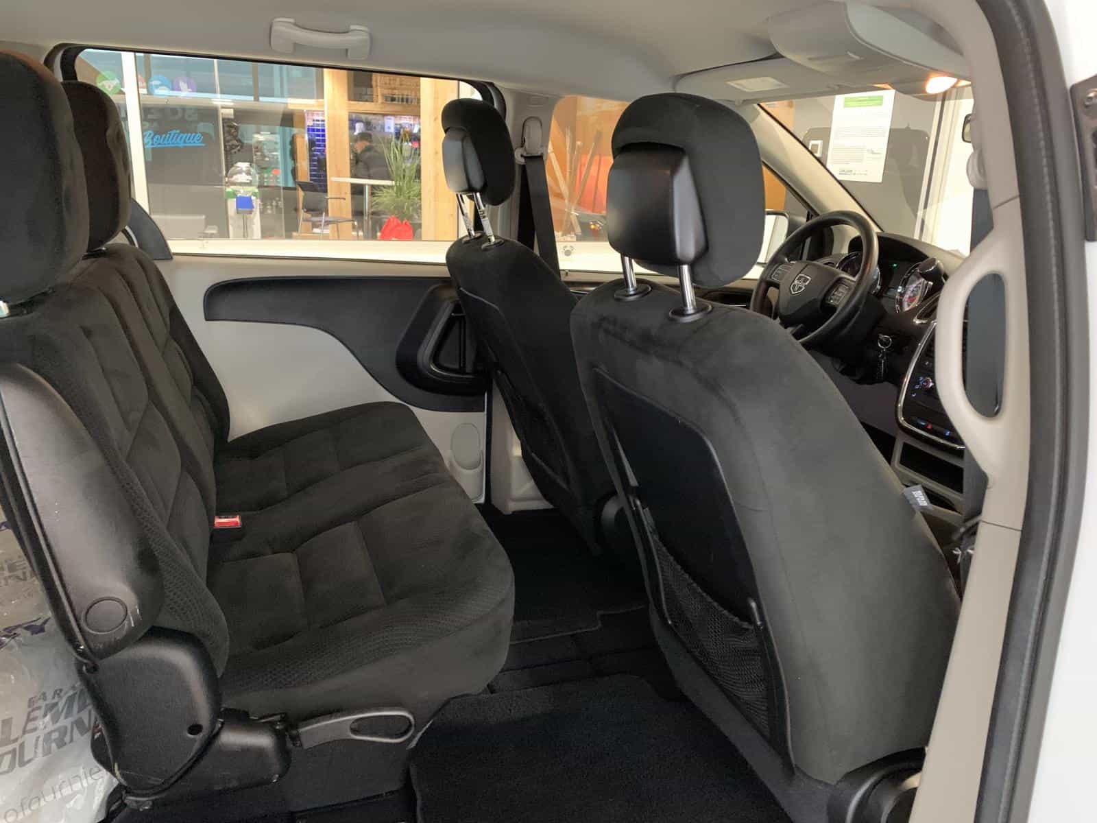 2016 Dodge Grand Caravan Canada Value Package - Image 8