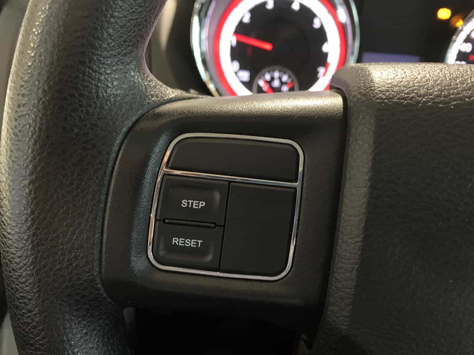 2016 Dodge Grand Caravan Canada Value Package - Image 16