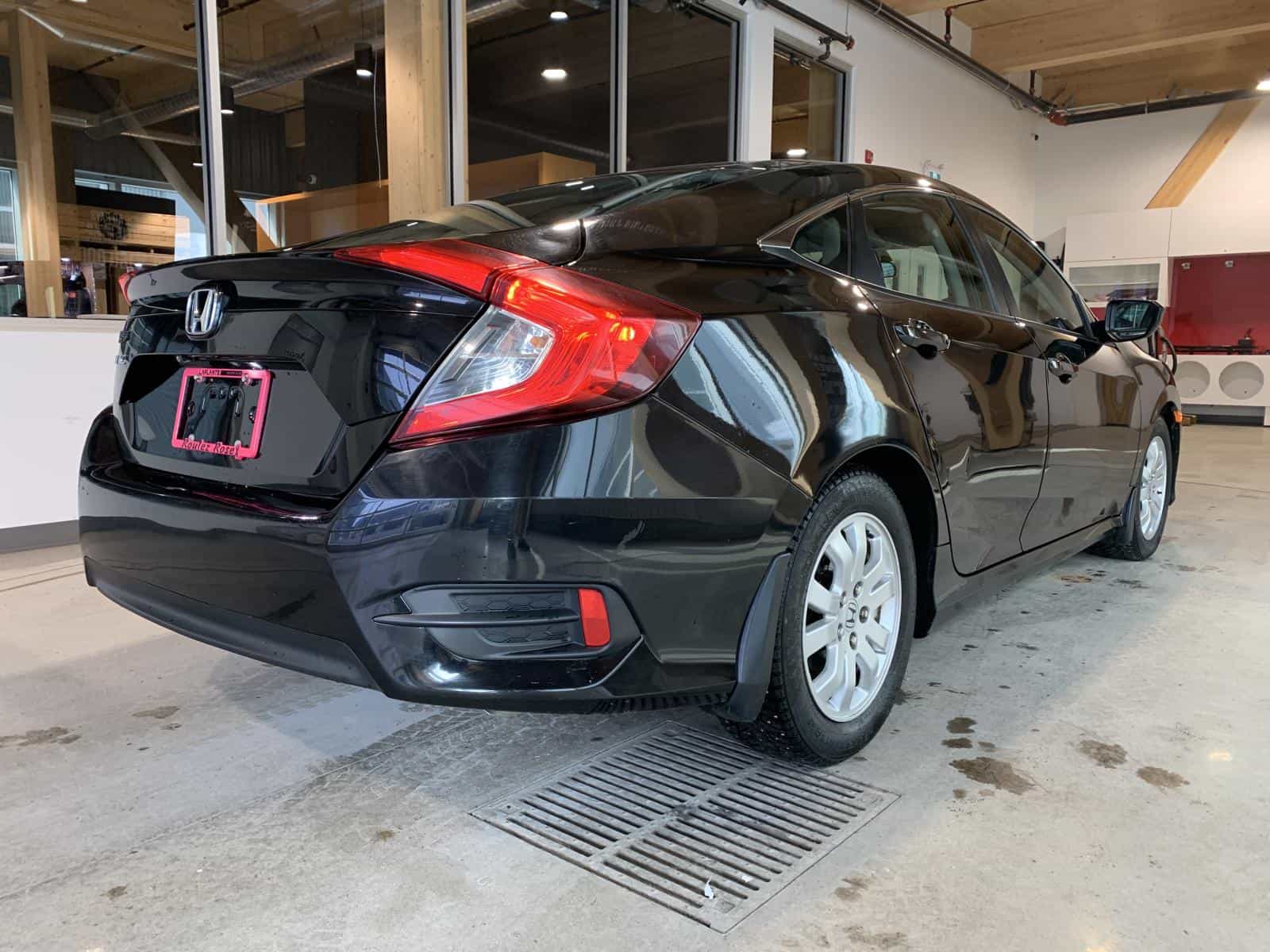 Image 5 Honda Civic DX 2017