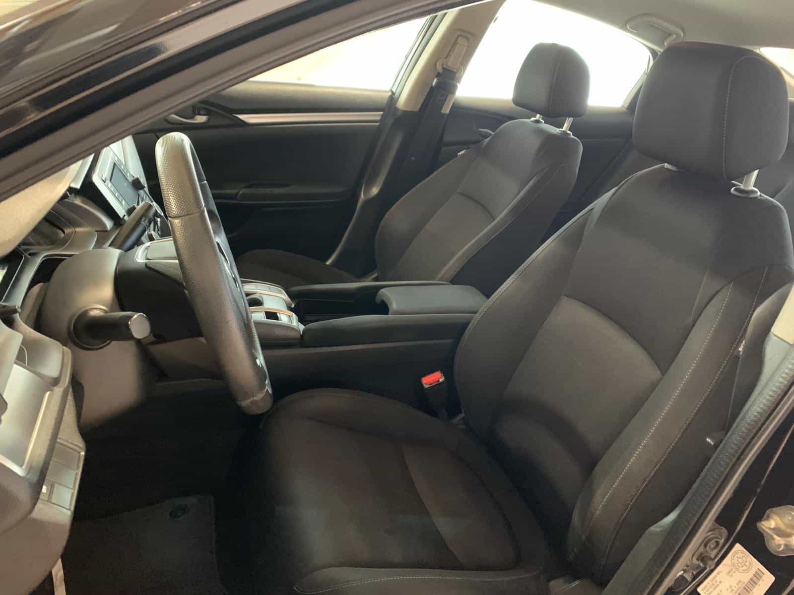 Image 12 Honda Civic DX 2017