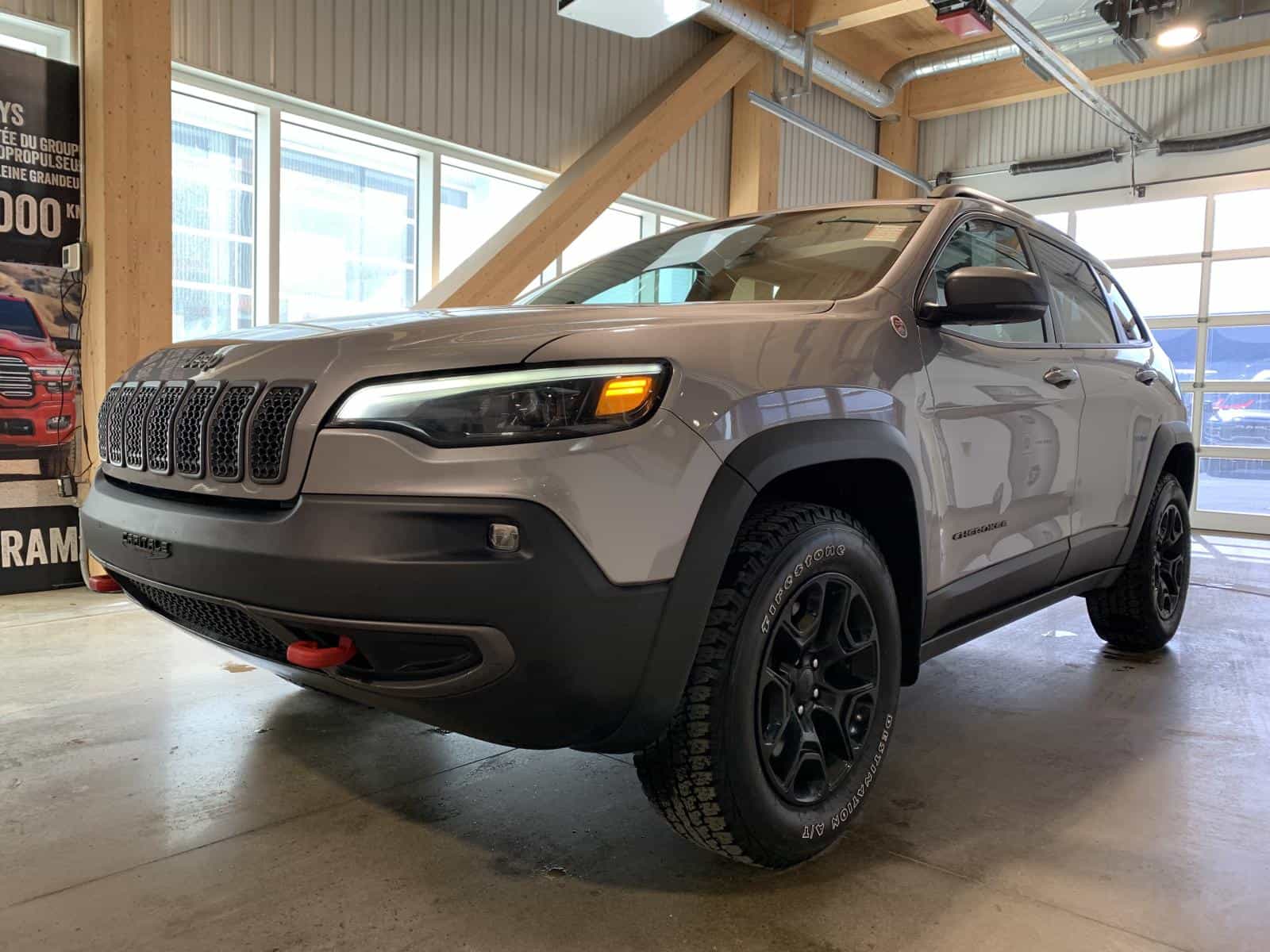 2020 Jeep Cherokee Trailhawk Elite - Image 1