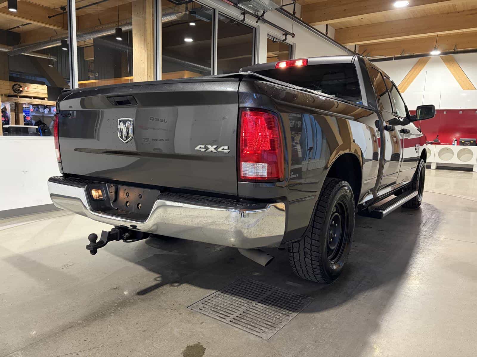 Image 5 RAM 1500 Classic SXT 2019