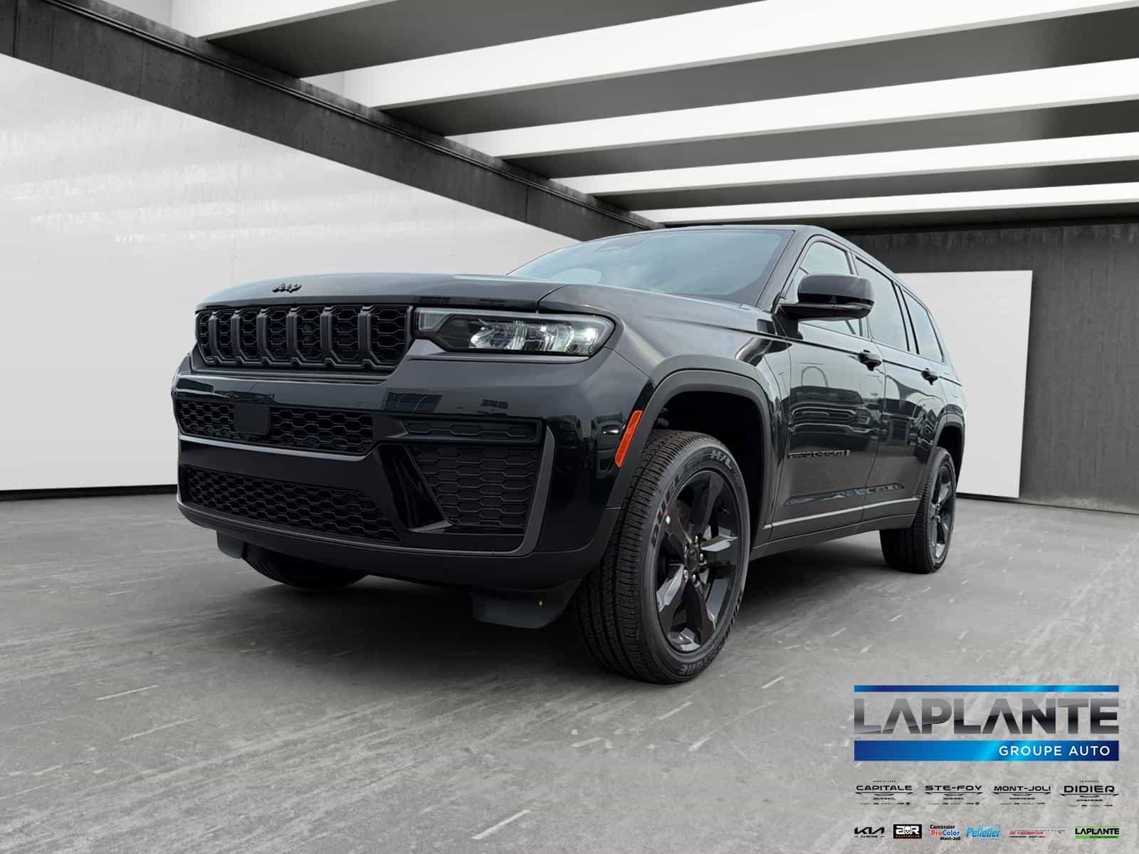 Image 1 Jeep Grand Cherokee L Altitude 2026
