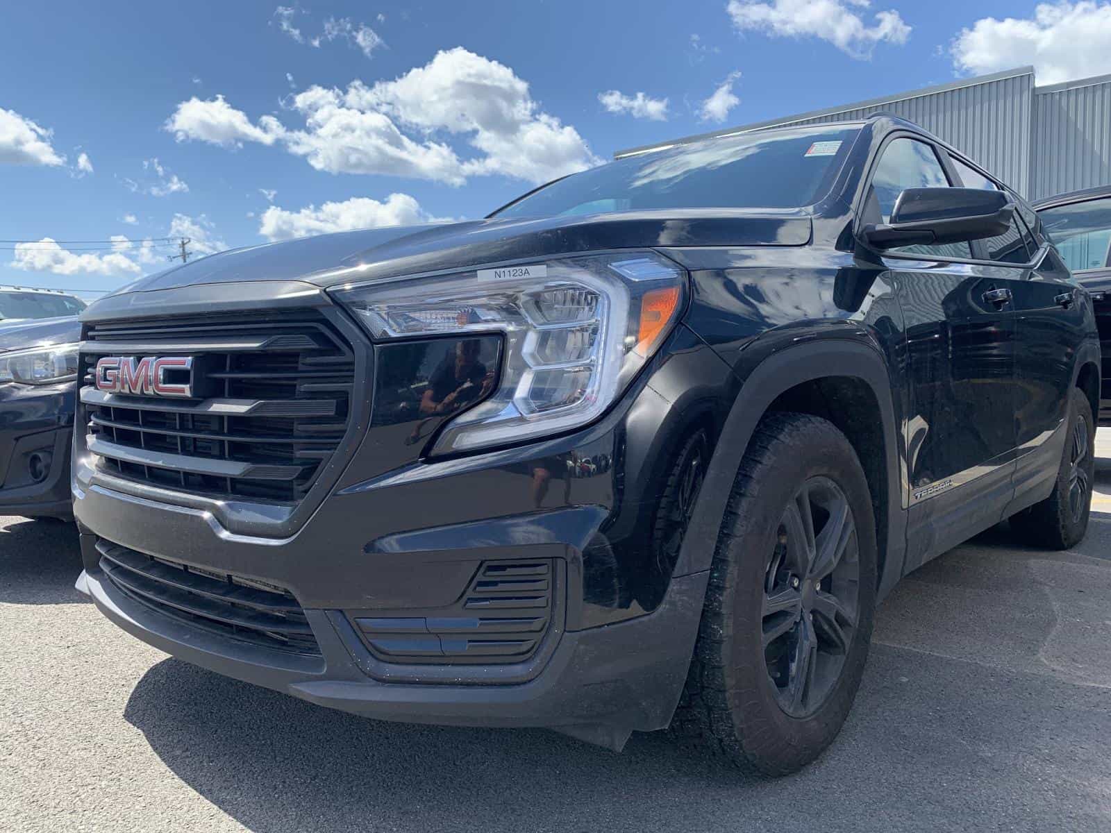 2022 GMC Terrain SLE - Image 1