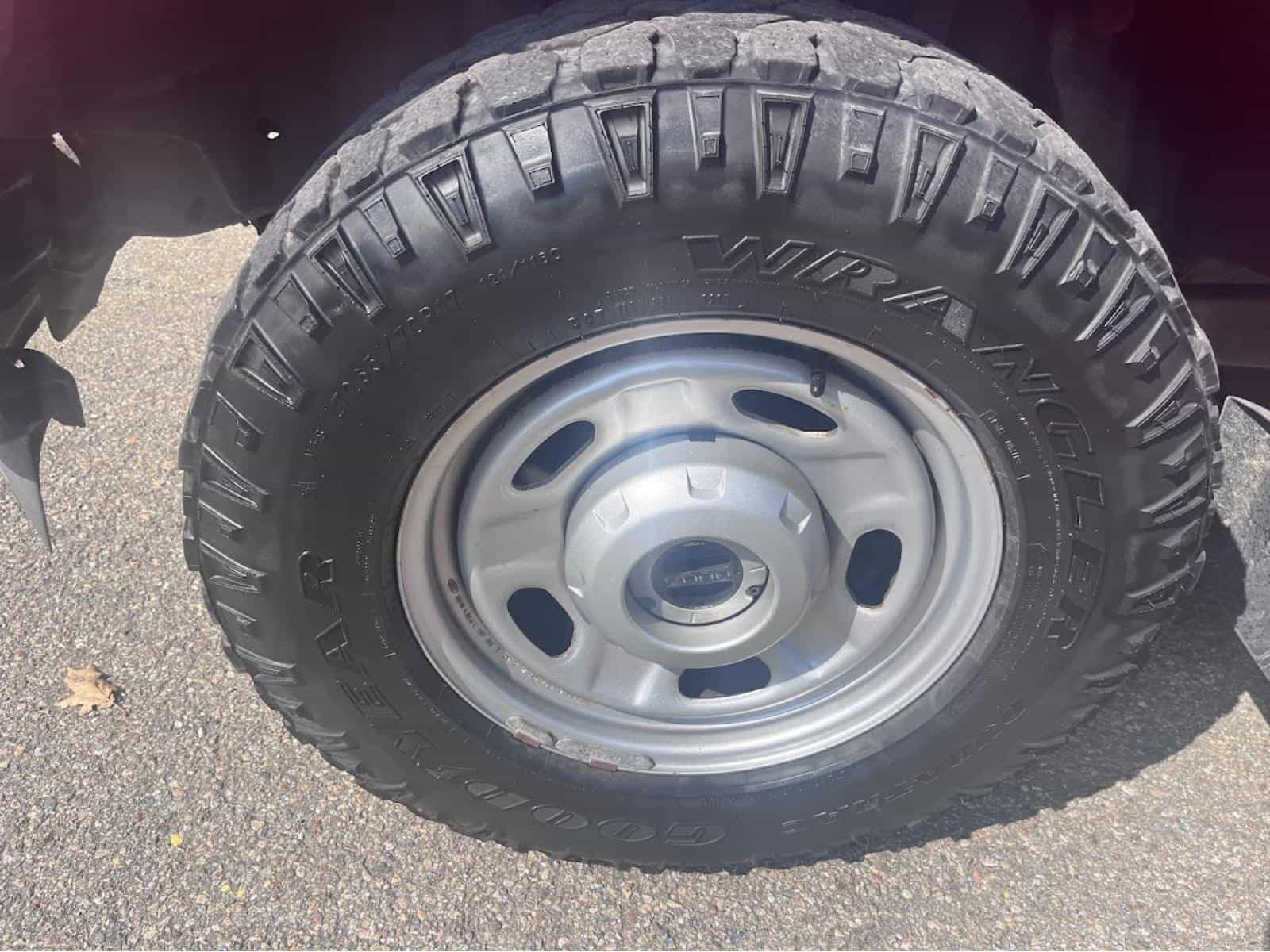 2013 Ford F250 Super Duty - Image 19