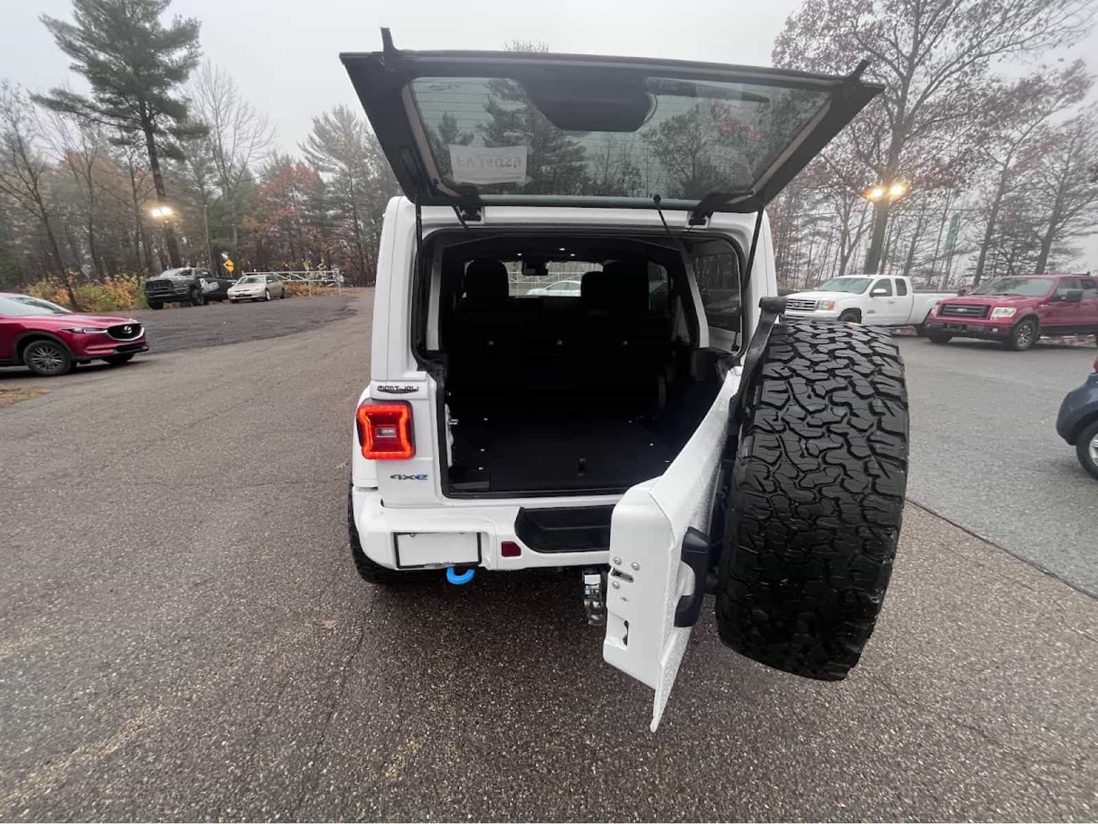 2024 Jeep Wrangler Rubicon 4XE - Image 21