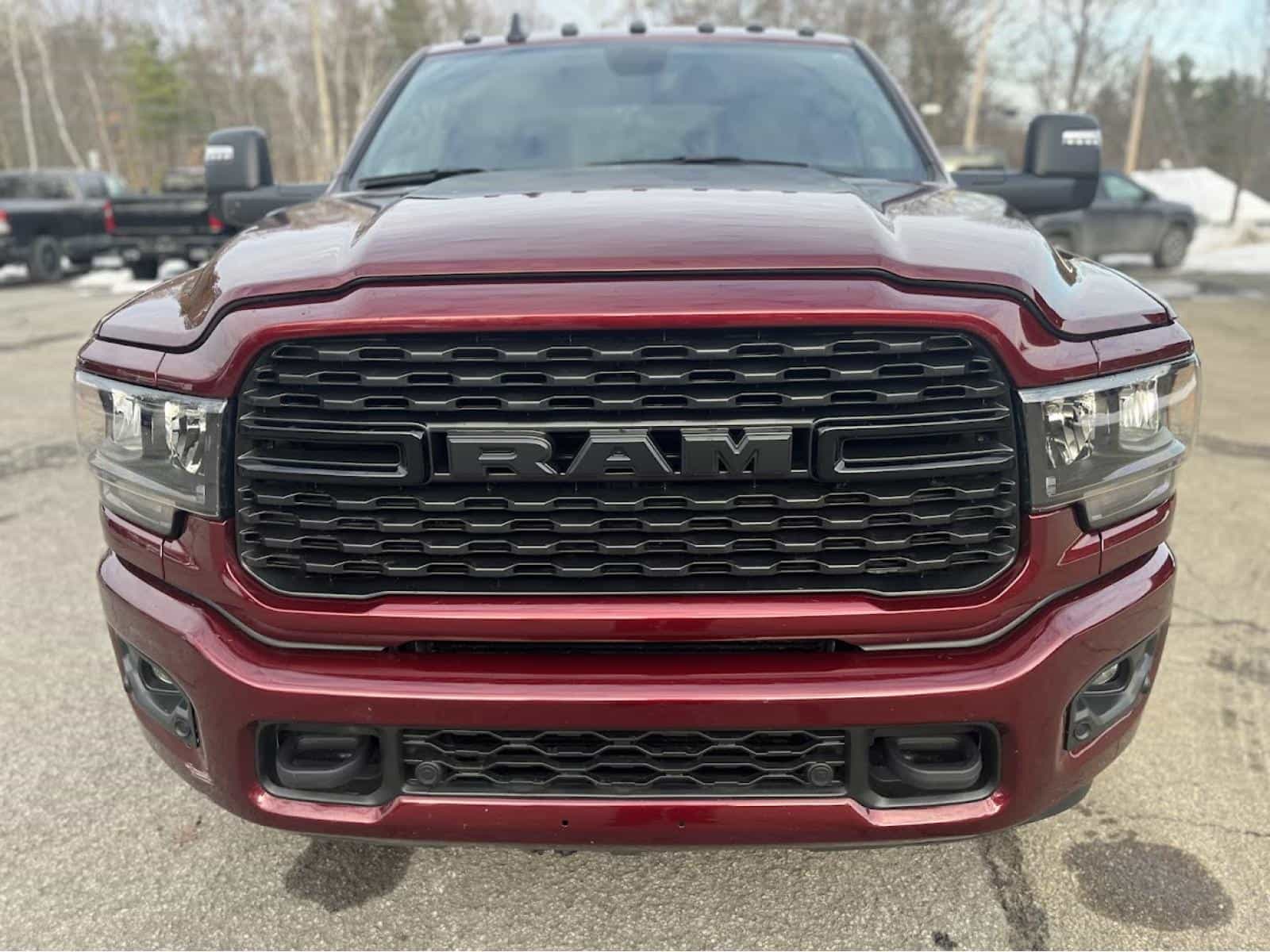 2024 RAM 3500 Big Horn Big Horn - Image 2