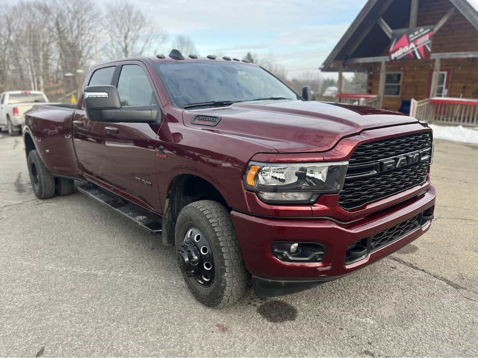 2024 RAM 3500 Big Horn Big Horn - Image 4